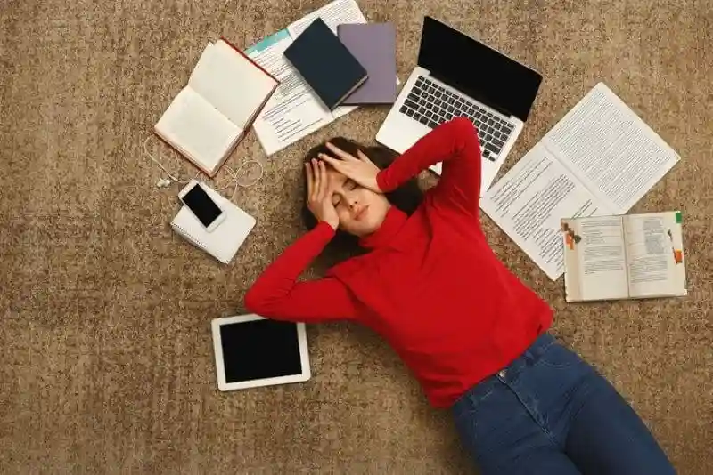 Student overwhelmed by excess work